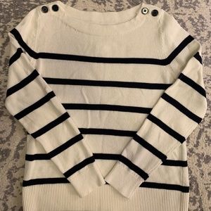 Ann Taylor Loft White Pull-Over Sweater